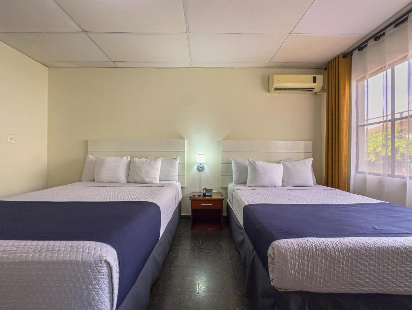 Cardedeu Suites Сан-Сальвадор Экстерьер фото